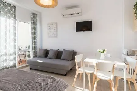 Appartement Estudio Nuevo Benalbeach